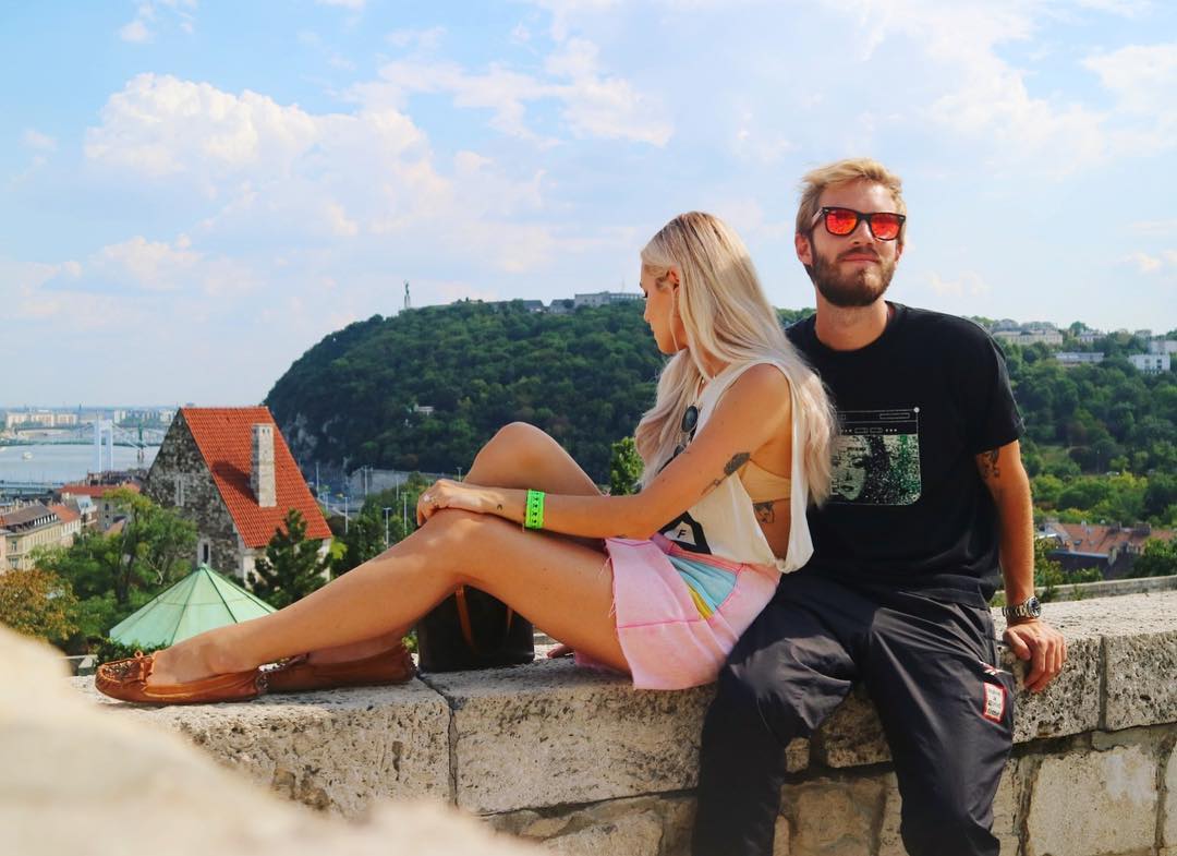 Budapesten nyaralt a világ legnagyobb YouTube-sztárja, PewDiePie