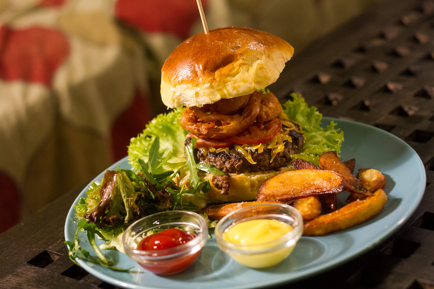 Újabb zseniális burgert találtunk Budán - Bölcső Bár