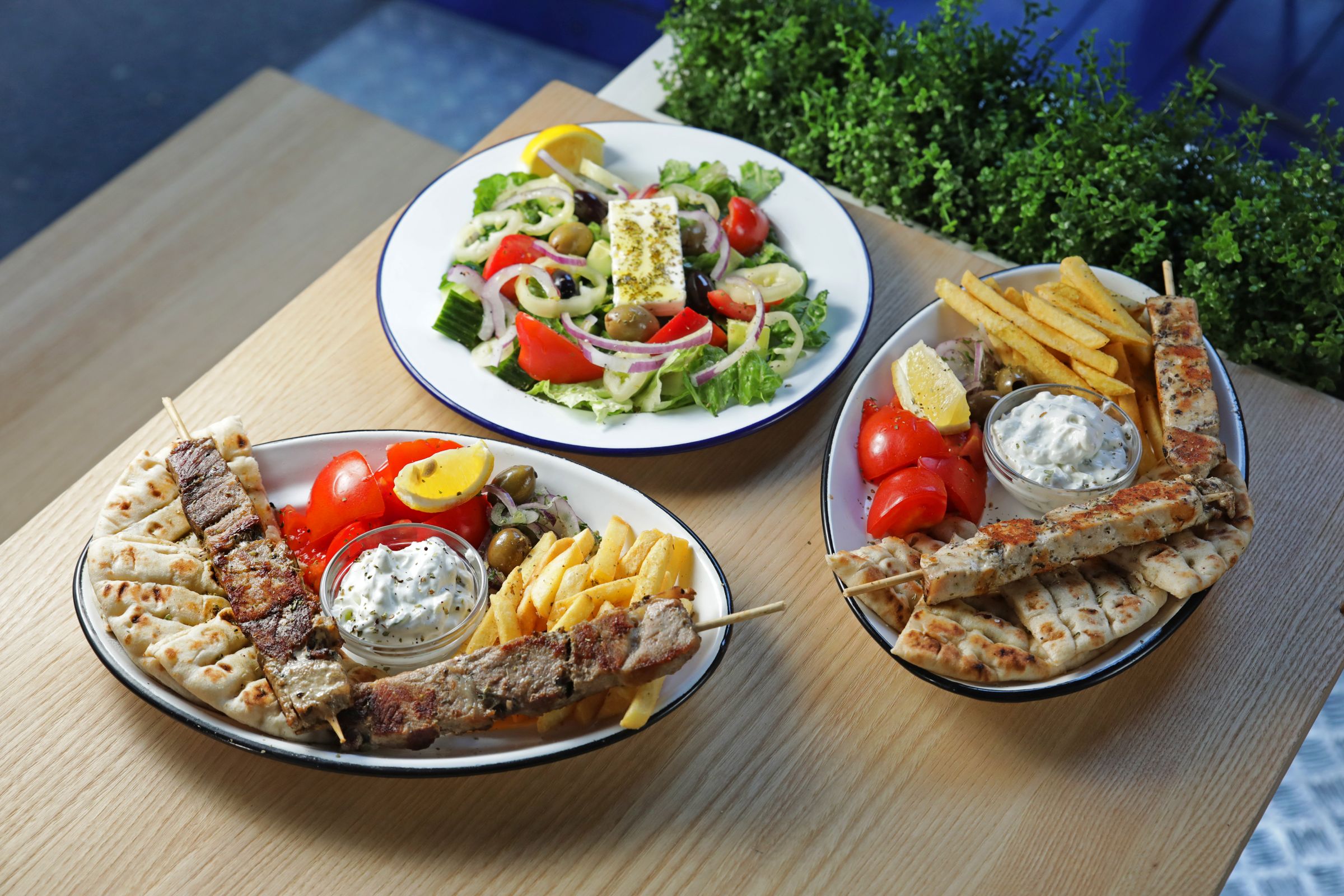Halloumi sajtot is kérj a gyrosba! - Blue Agori görög street food a Madách téren