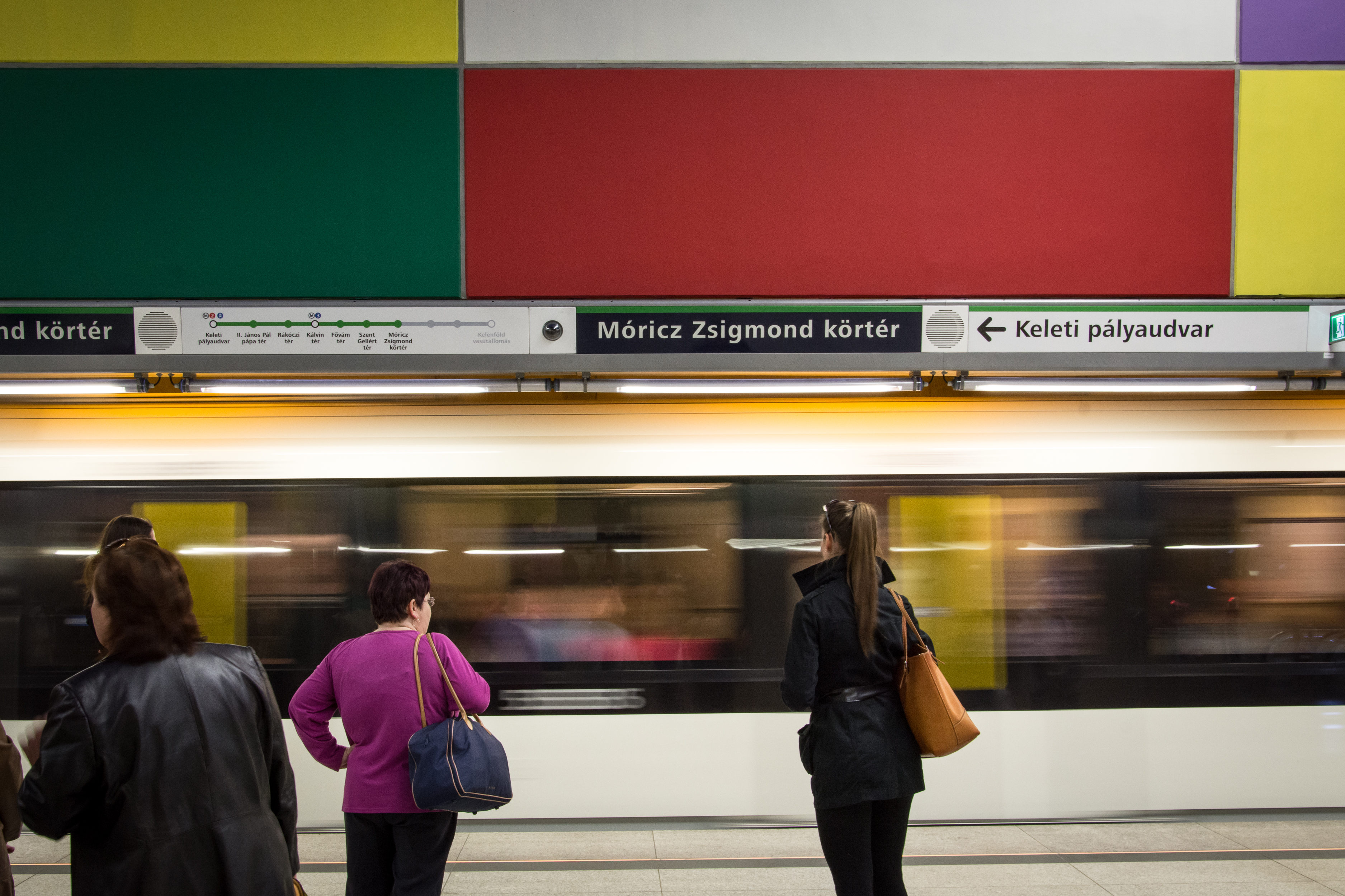 Komolyzene a föld alatt – szeptemberben metróállomásokon lép fel a Budapesti Vonósok Kamarazenekar