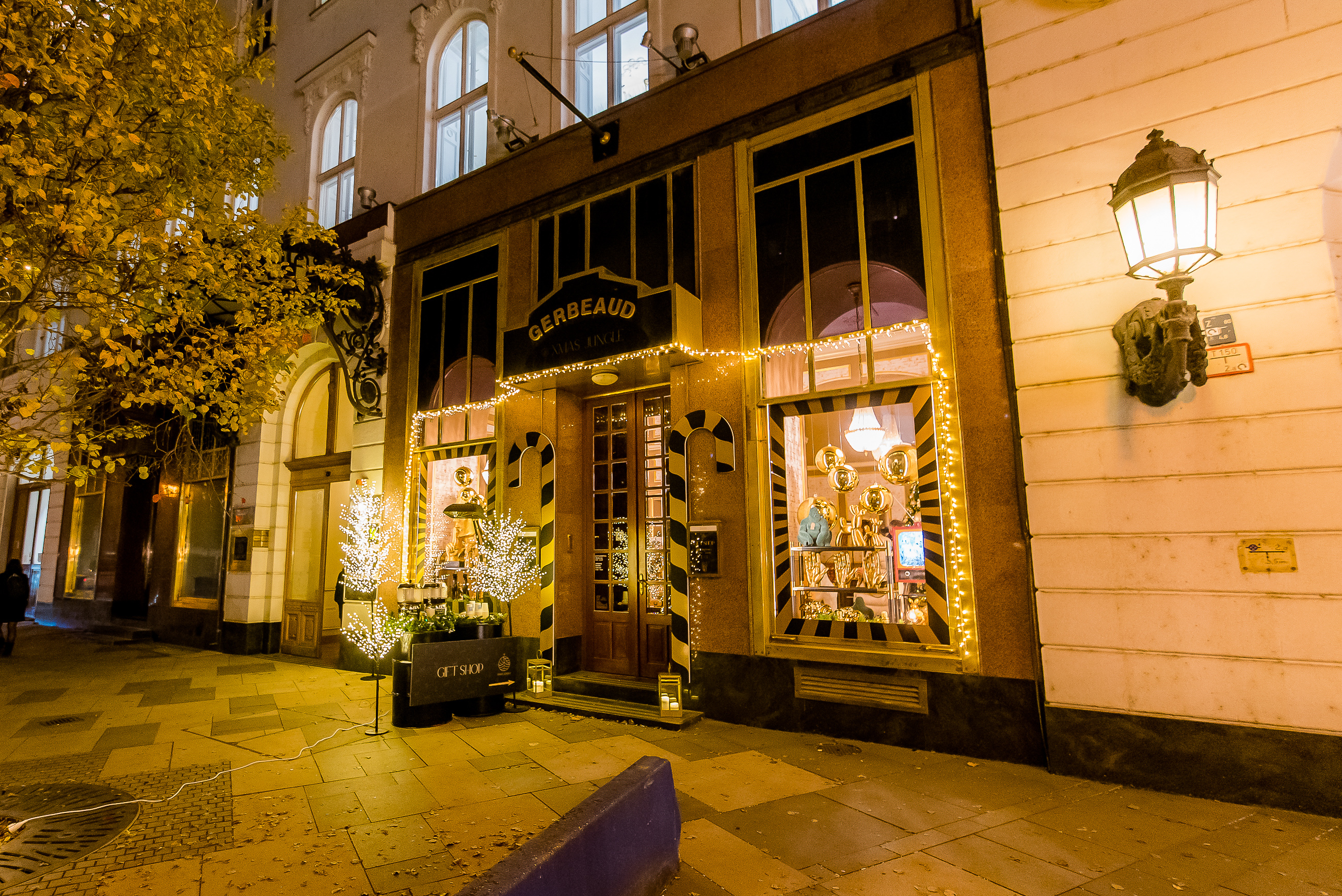 Ünnepi hangulat a Gerbeaud-ban – Christmas Jingle Pop Up shoppal vár a legendás cukrászda