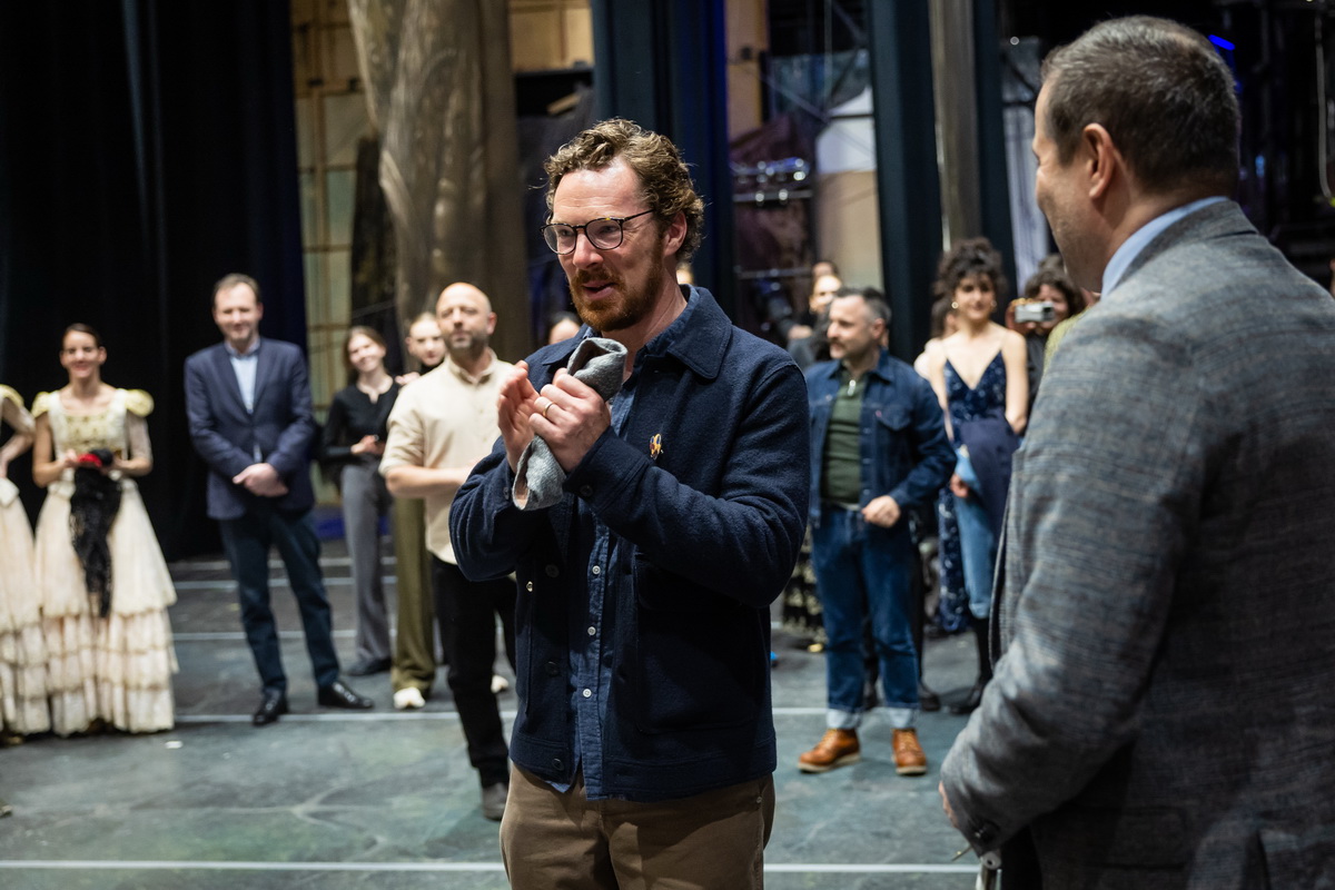 Budapesten van Benedict Cumberbatch, az Operaház egyik előadásán is járt