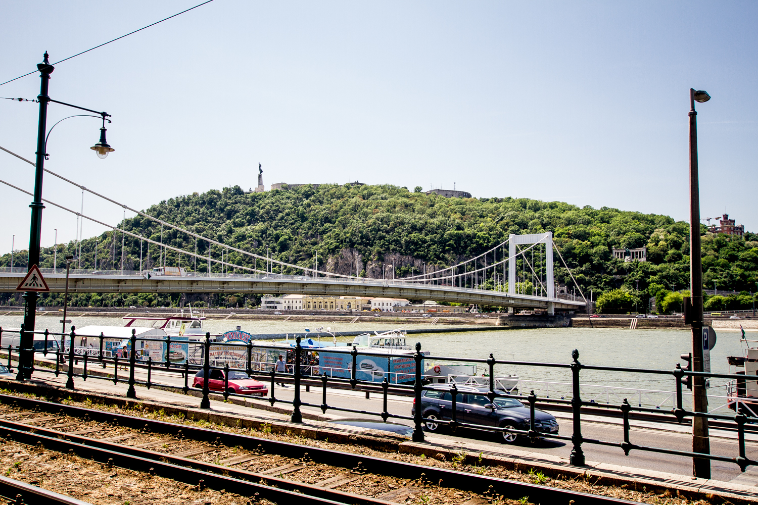 Budapest to ban cars from the Danube promenade this summer
