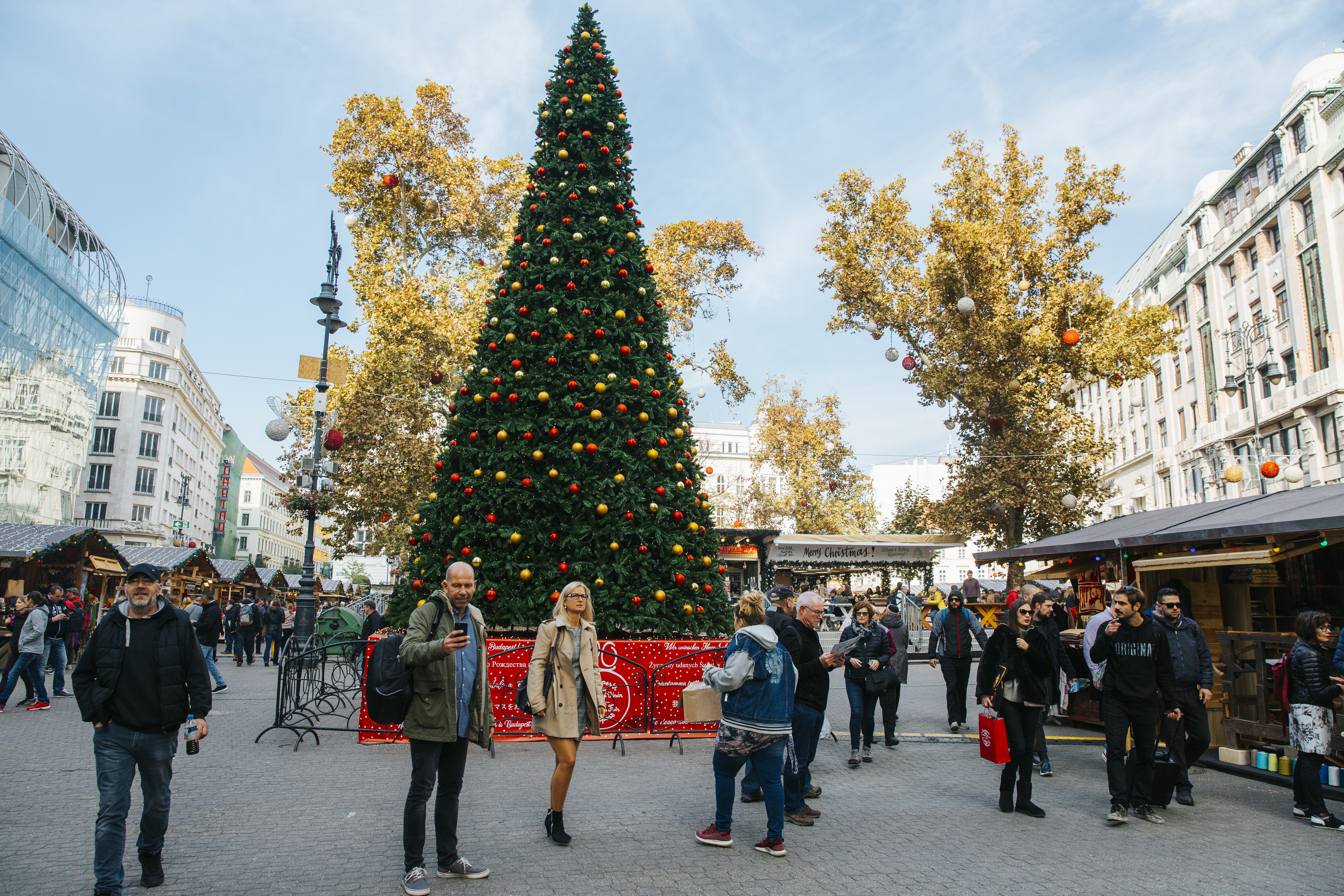 Vörösmarty Classic Xmas néven nyit novemberben a Vörösmarty téri karácsonyi vásár