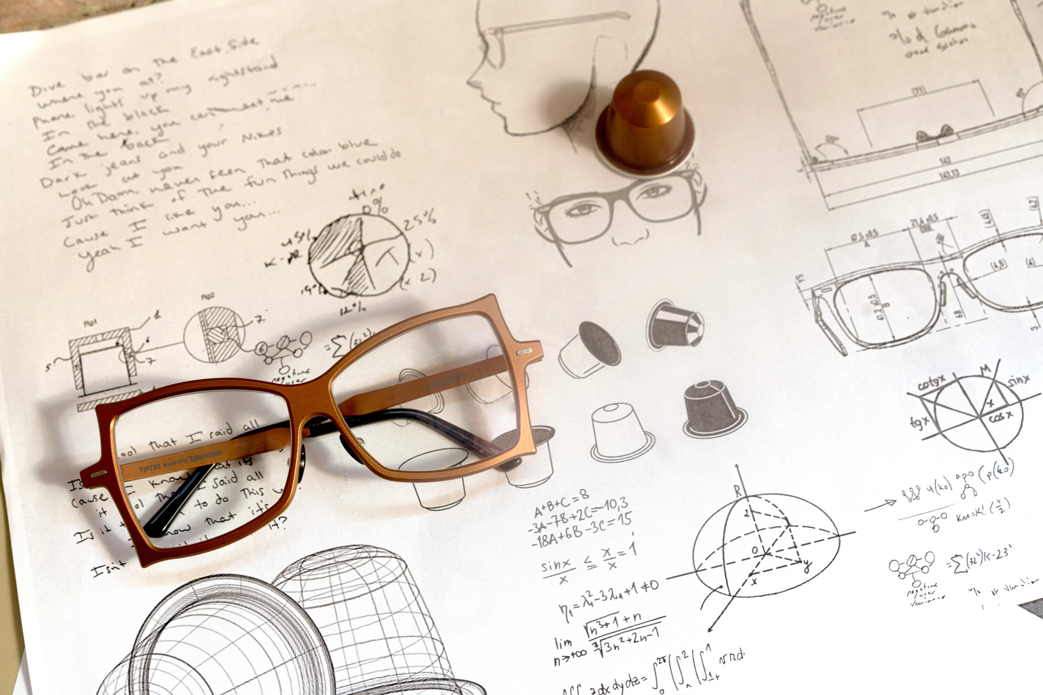 Újrahasznosítás felsőfokon – így lesz kávékapszulából dizájnos szemüveg