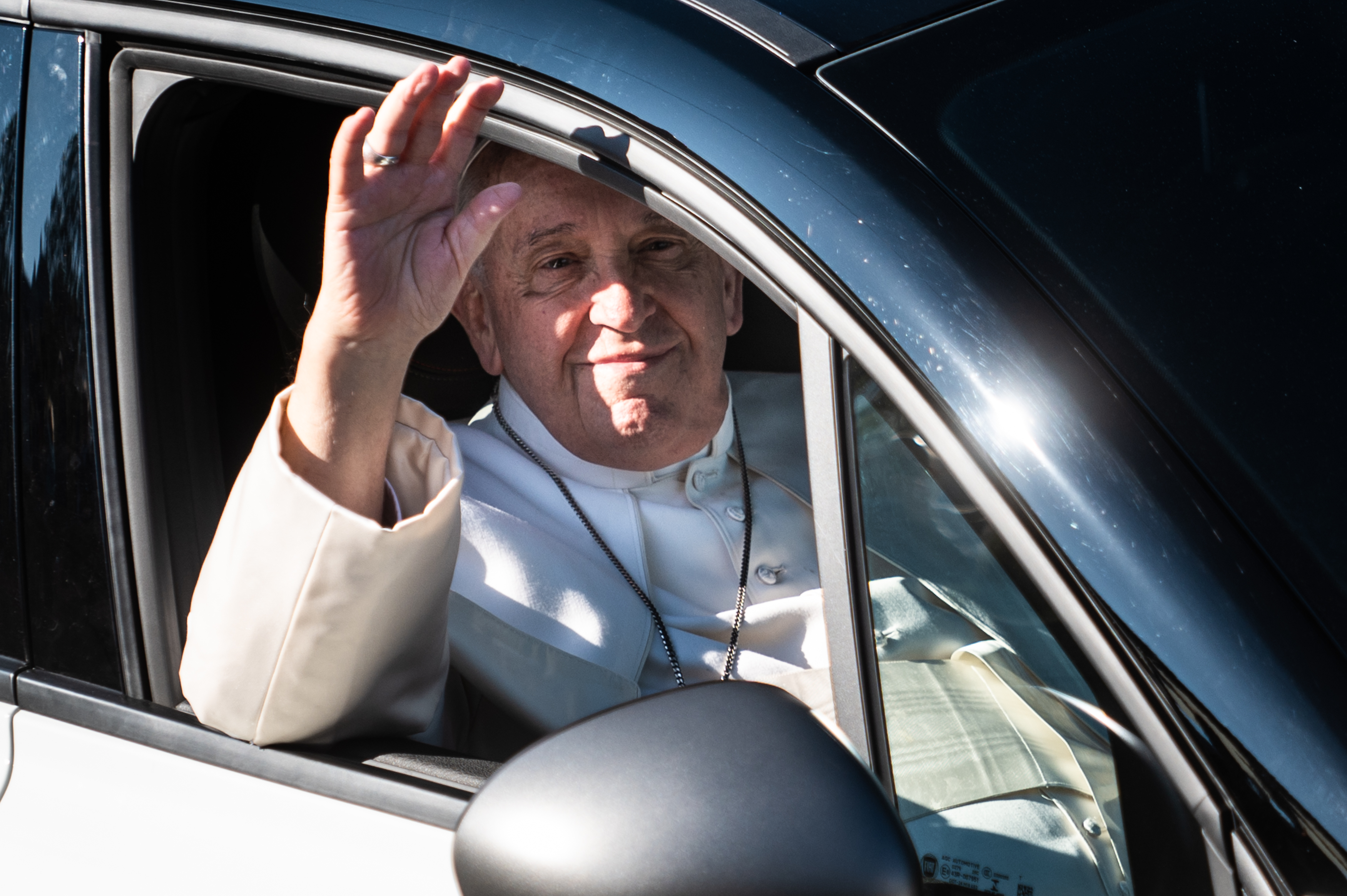 Ilyen volt Ferenc pápa budapesti látogatása – Képgaléria