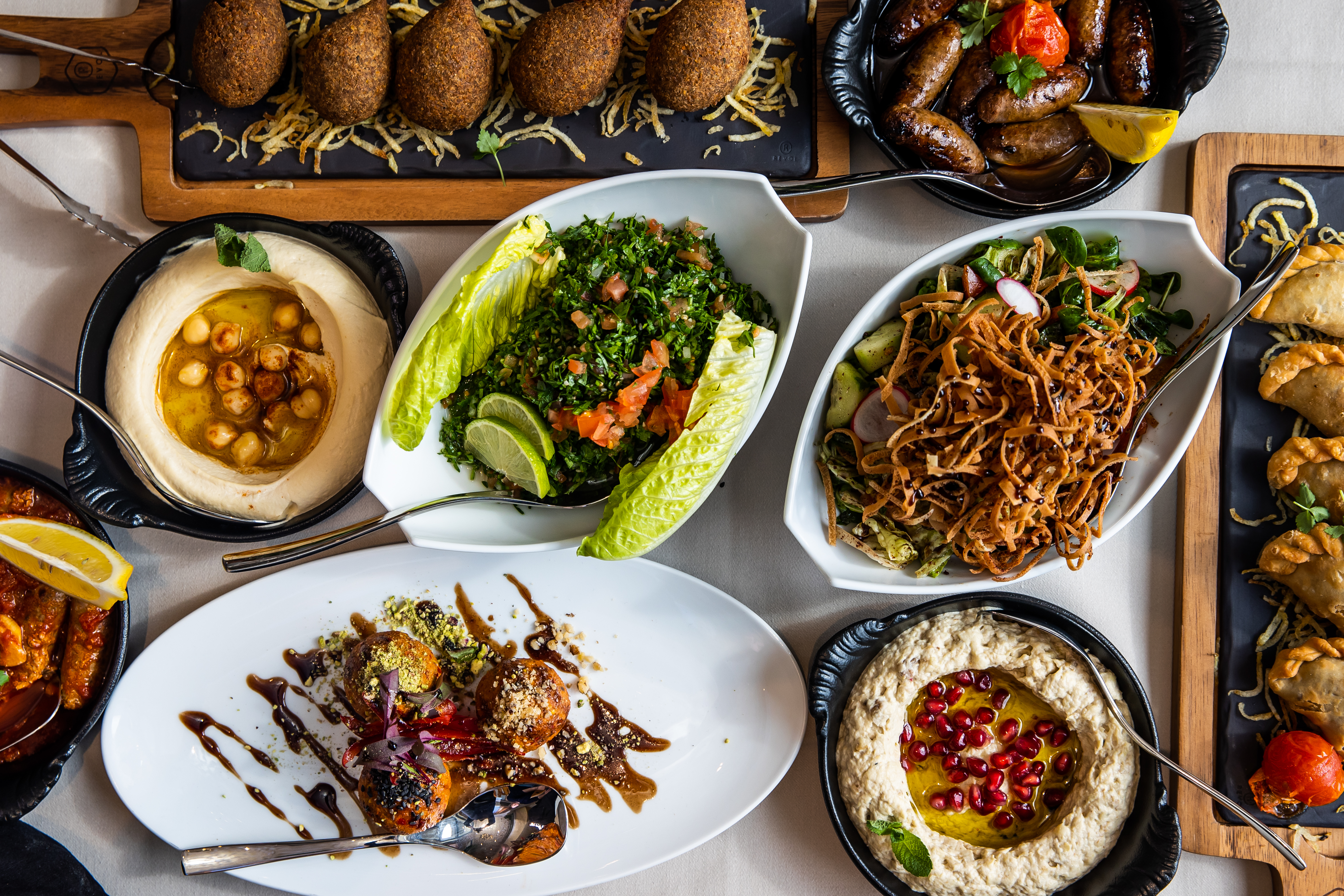 A közeli Kelet ízei – Kedvenc közel-keleti konyháink Budapesten