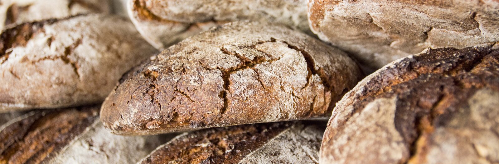 Hova menjünk egy jó kovászos kenyérért? – 5 pékséget ajánlunk