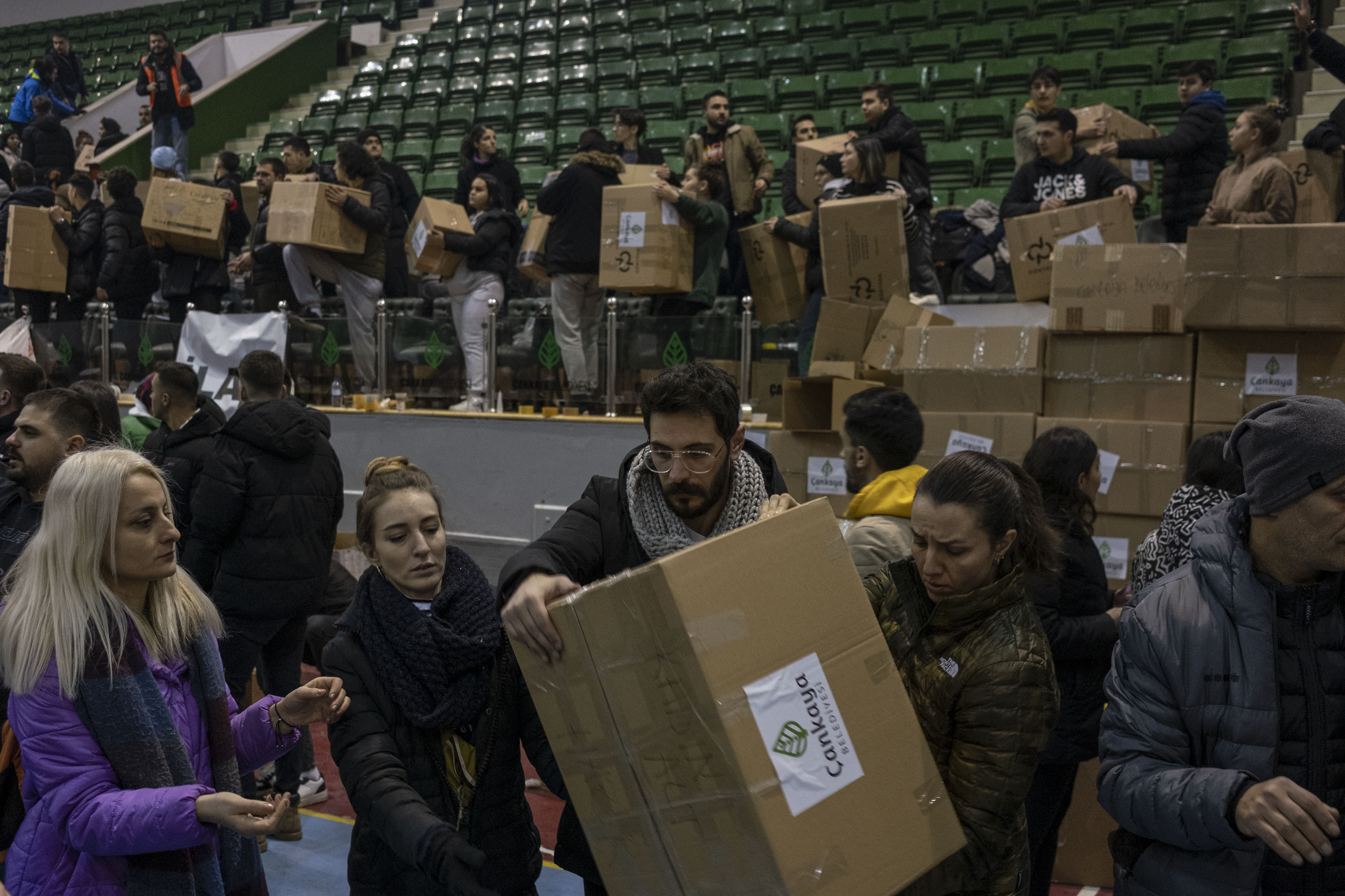 Így segíthetünk adományokkal a törökországi és a szíriai földrengés károsultjain