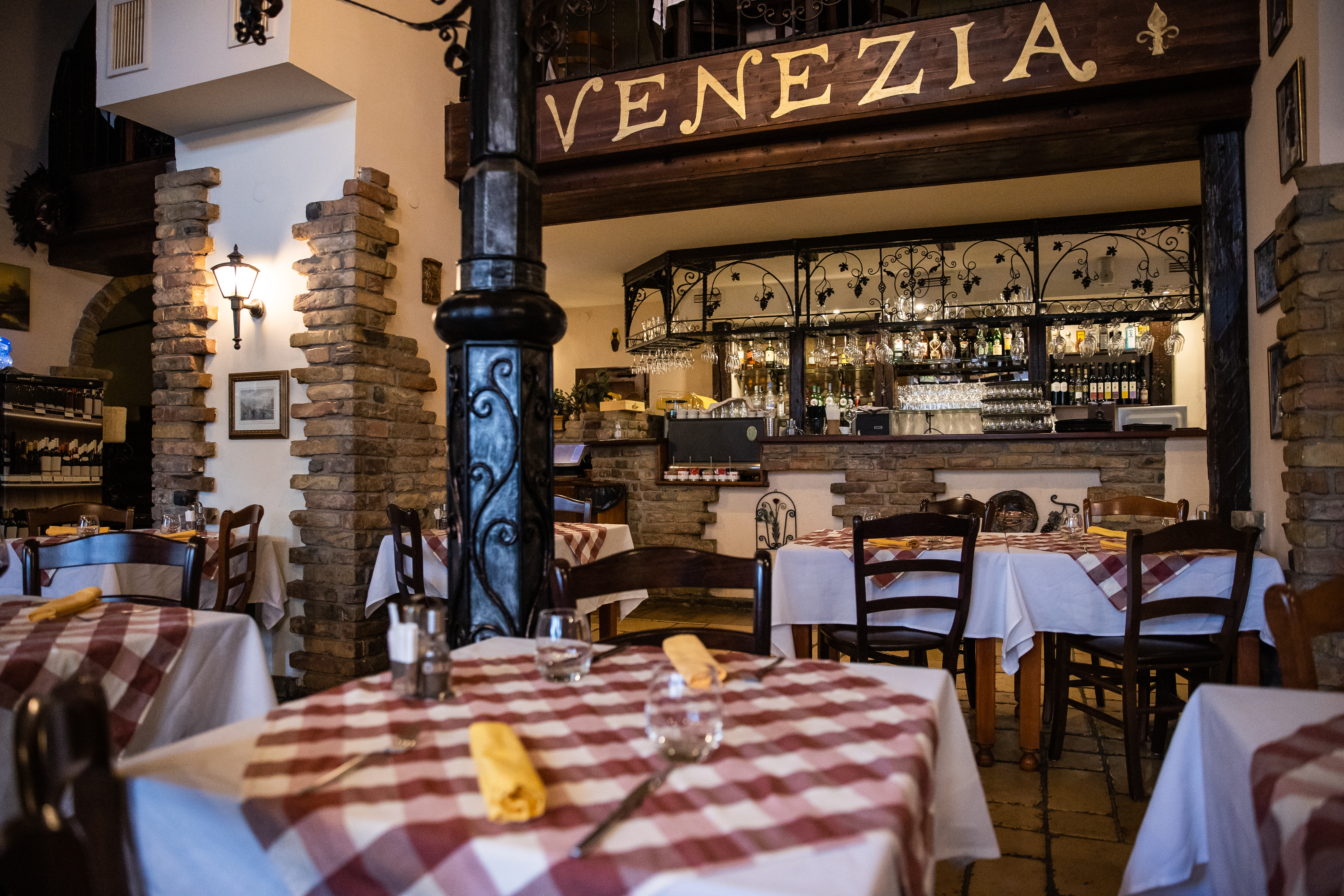 A Trattoria Venezia Budapest egyik legrégebb óta működő olasz étterme – Egy családias sikertörténet