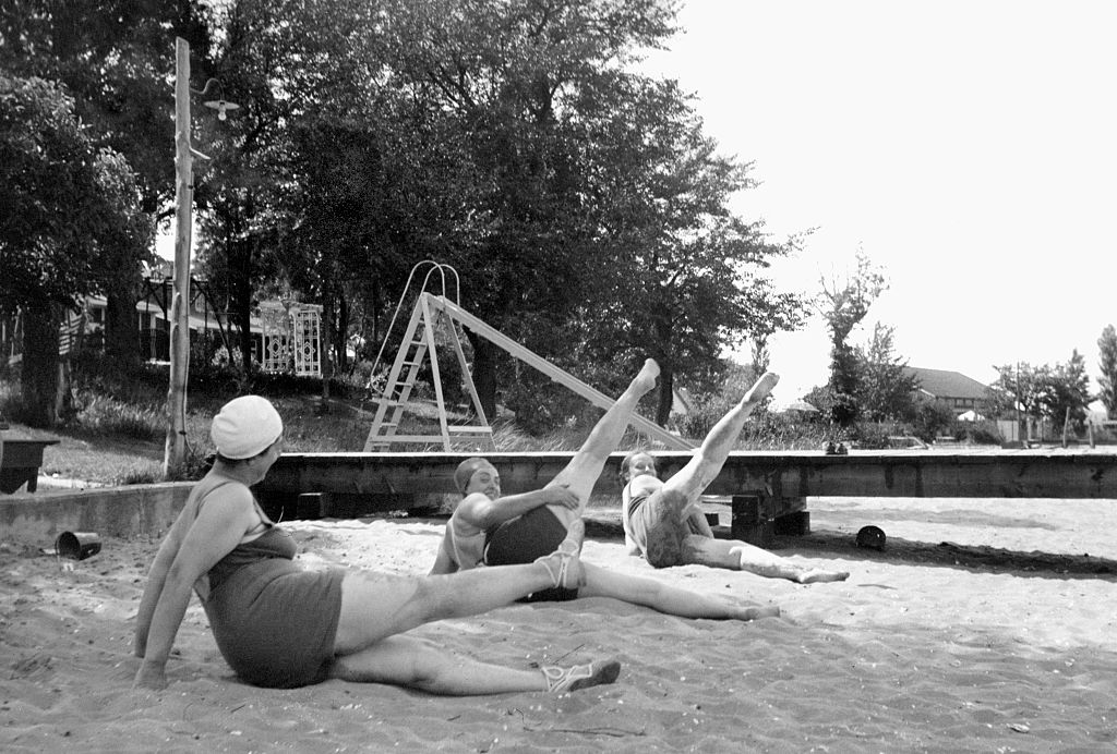 A II. világháború előtt, Budapesten nyitott meg Európa első jógaiskolája 