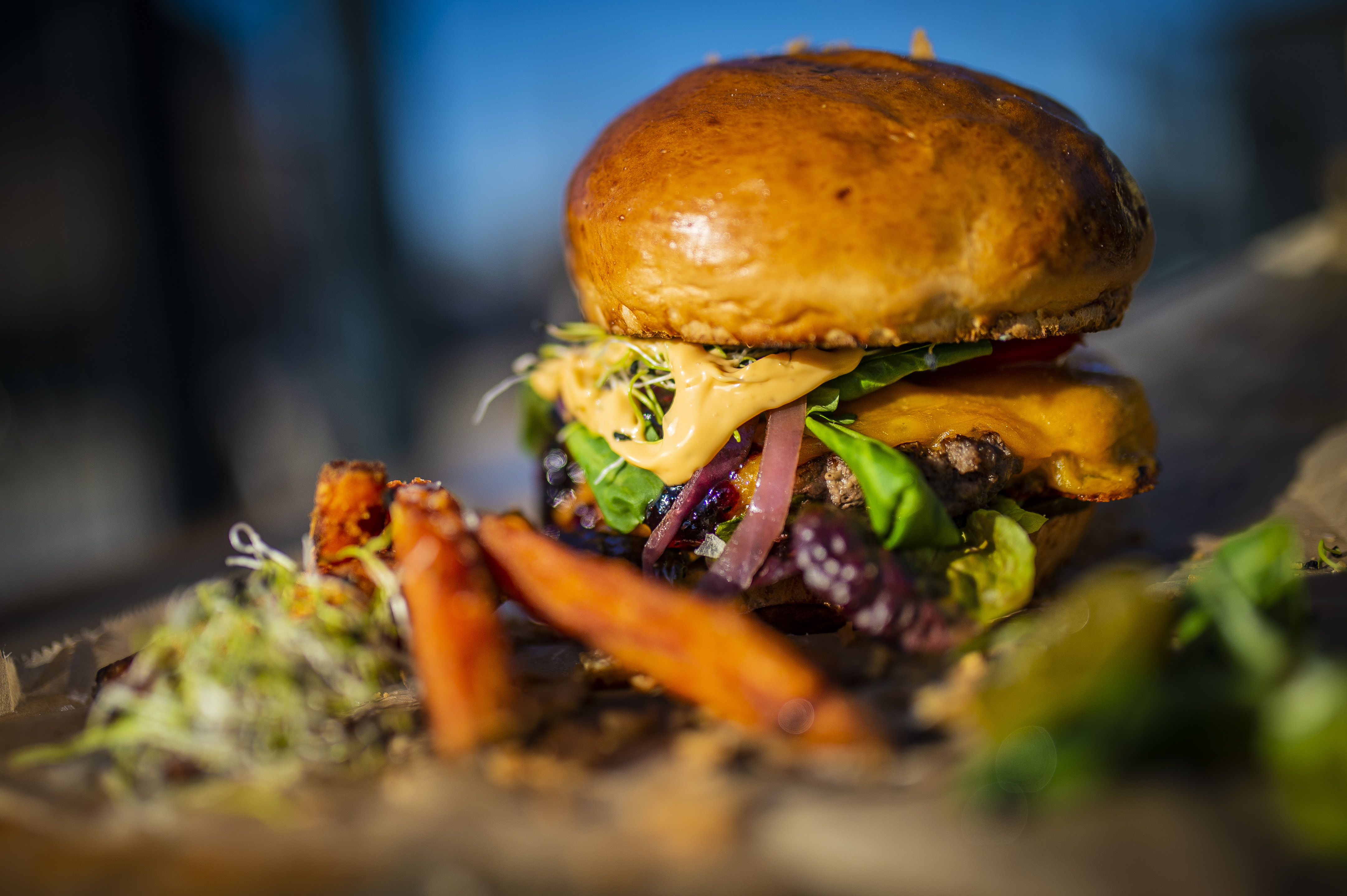 A burgertől a falafelig – Ezek a kedvenc street foodjaink a fővárosban