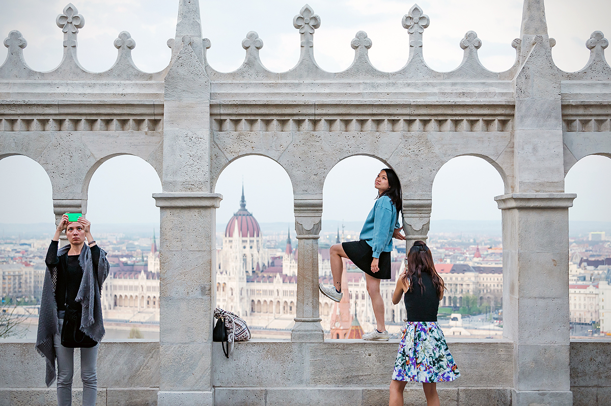 Helló, Duna-part és New York kávéház! – ezért özönlenek Budapestre a kínai turisták