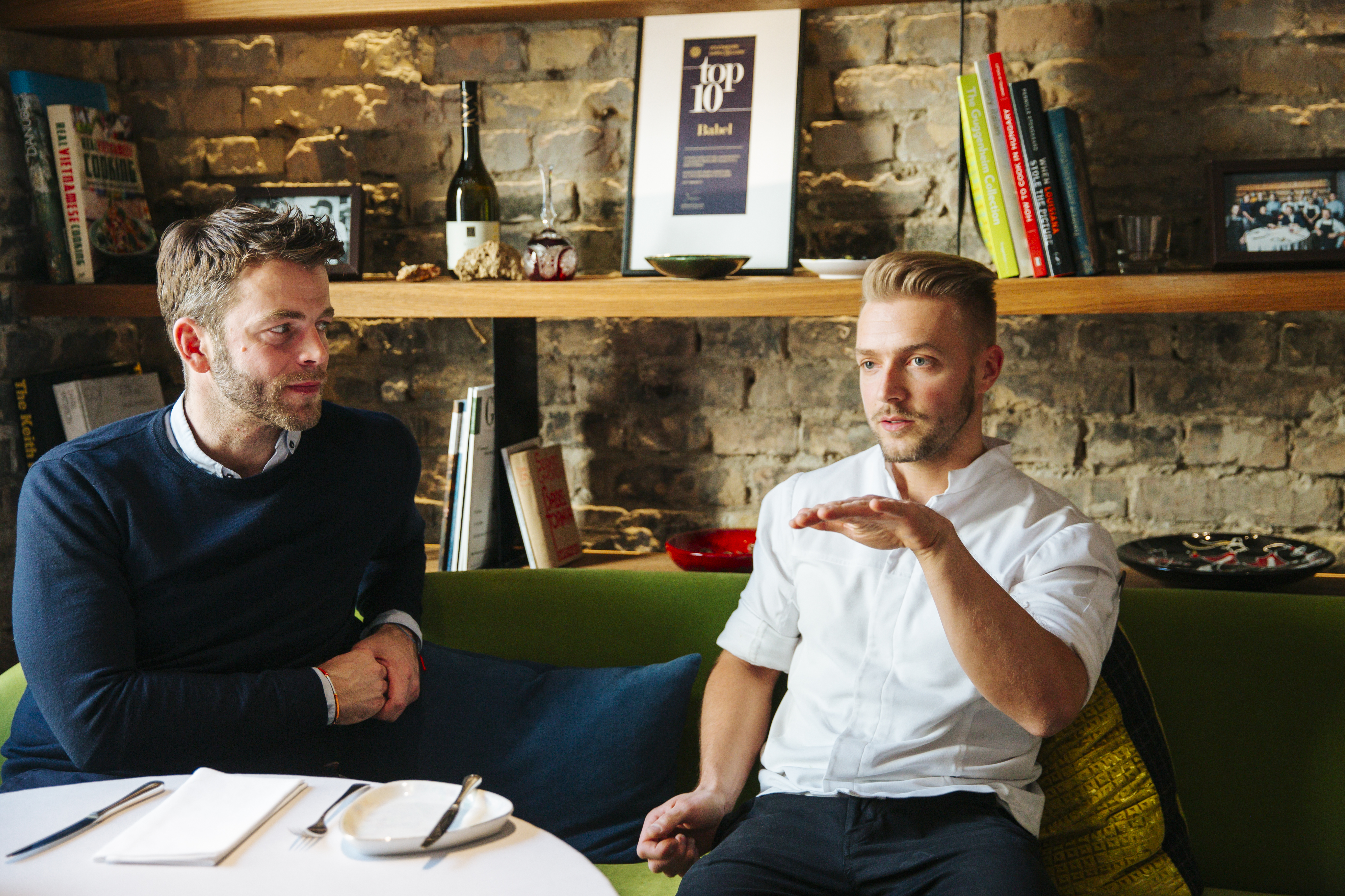 „Mindketten kicsit bükfejesek vagyunk” – beszélgetés Hlatky-Schlichter Huberttel és Veres Istvánnal a friss Michelin-csillagos Babelről
