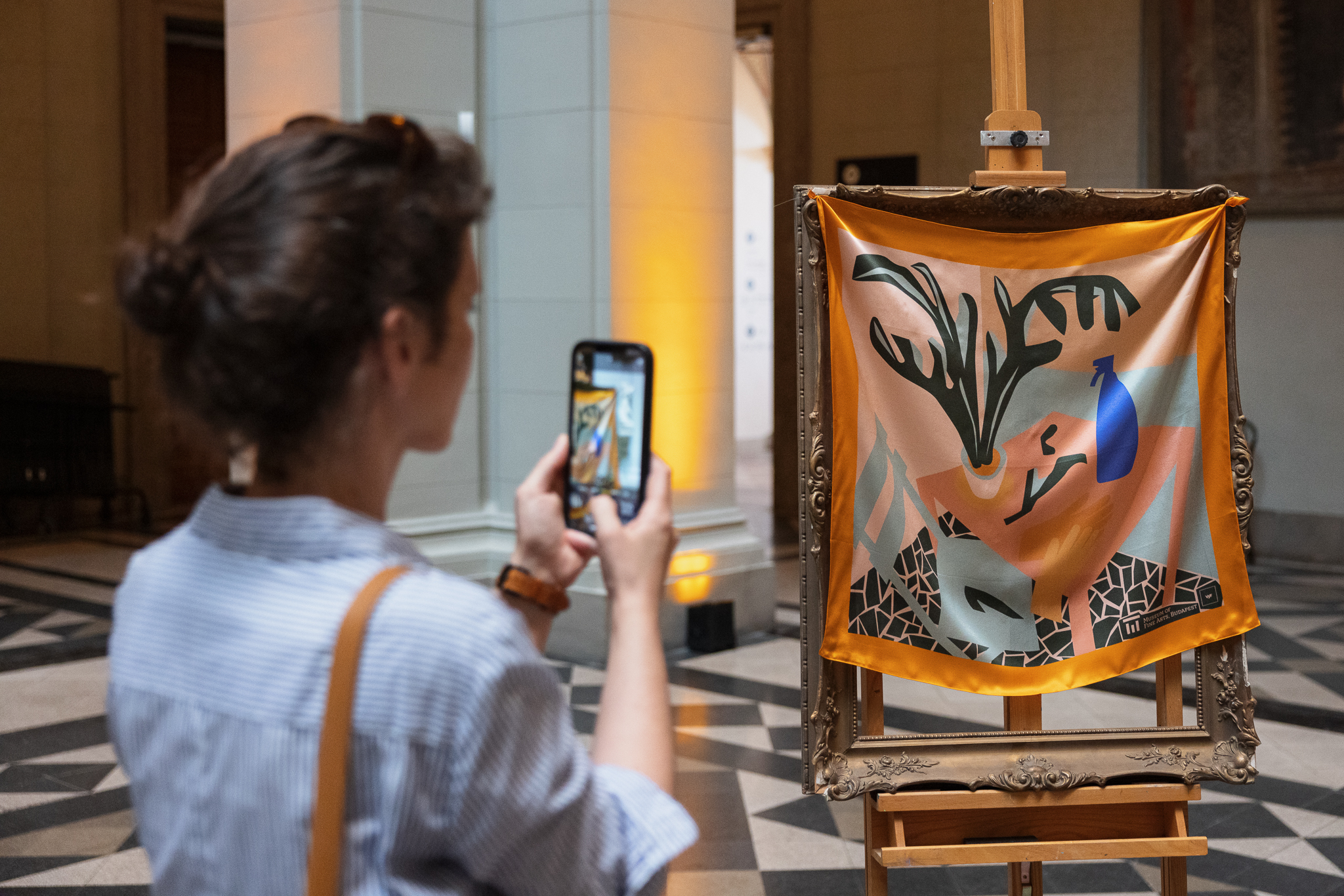 Matisse-rajongók figyelem! – A VYF selyemsálain köszön vissza a művész csodás motívumvilága