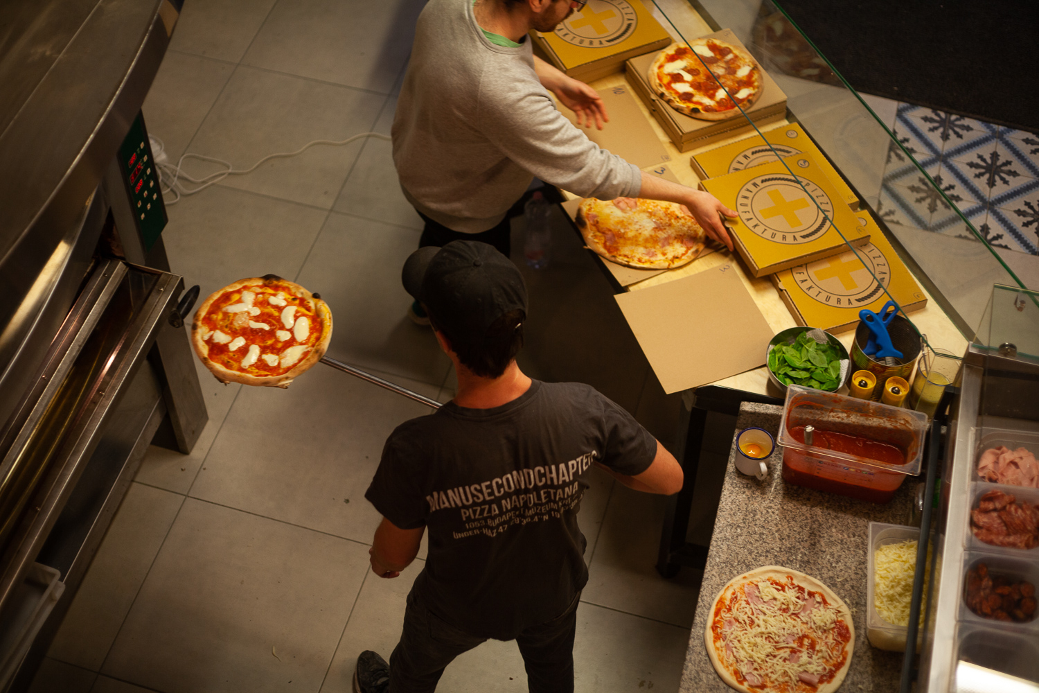 Még több pizza, még több szék – új, nagyobb helyre költözött a Pizza Manufaktúra! 