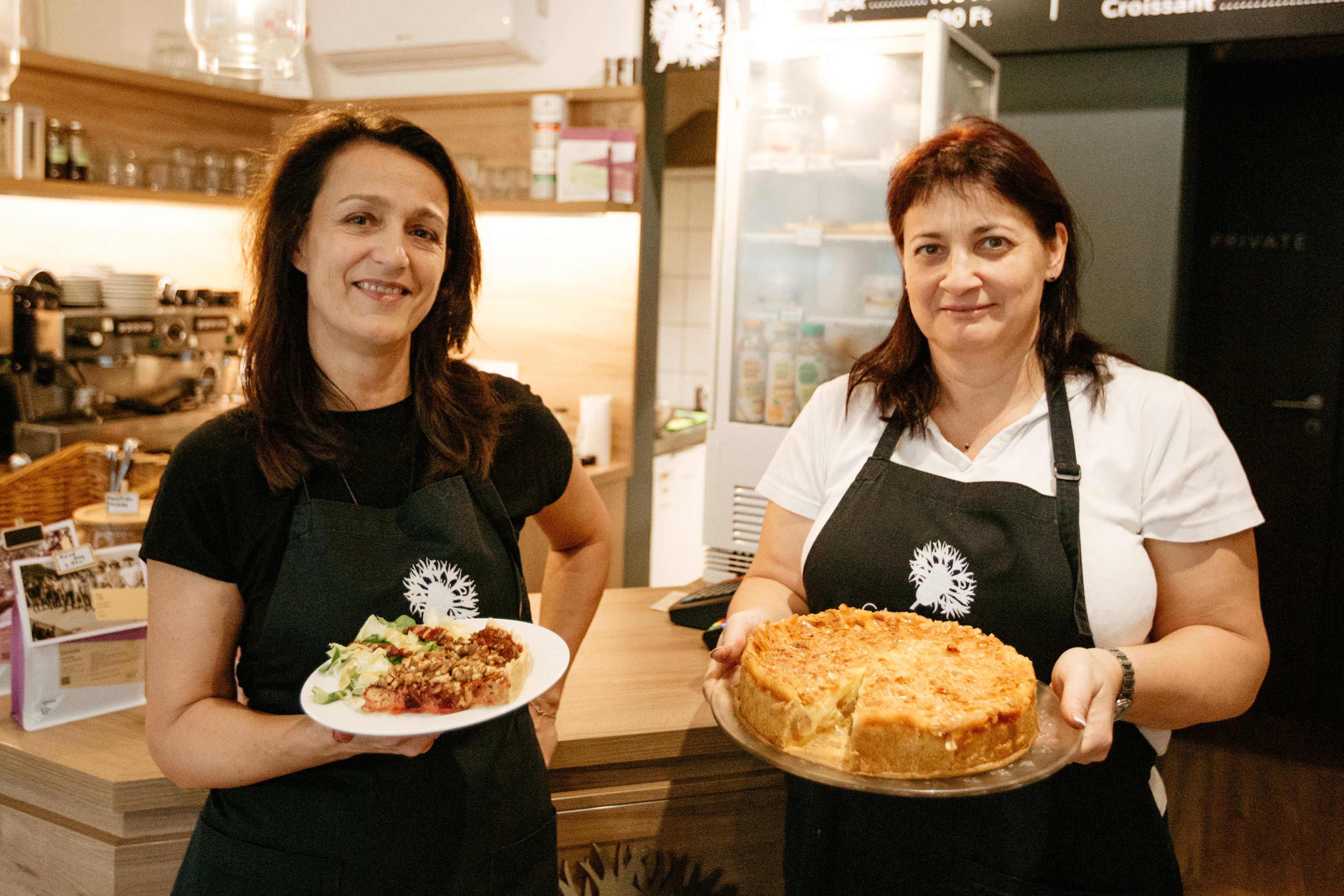 Zsebes zsemle, quiche, mosolyok a Keleti Károly utcában – A Cafe Blini a nyugalom szigete