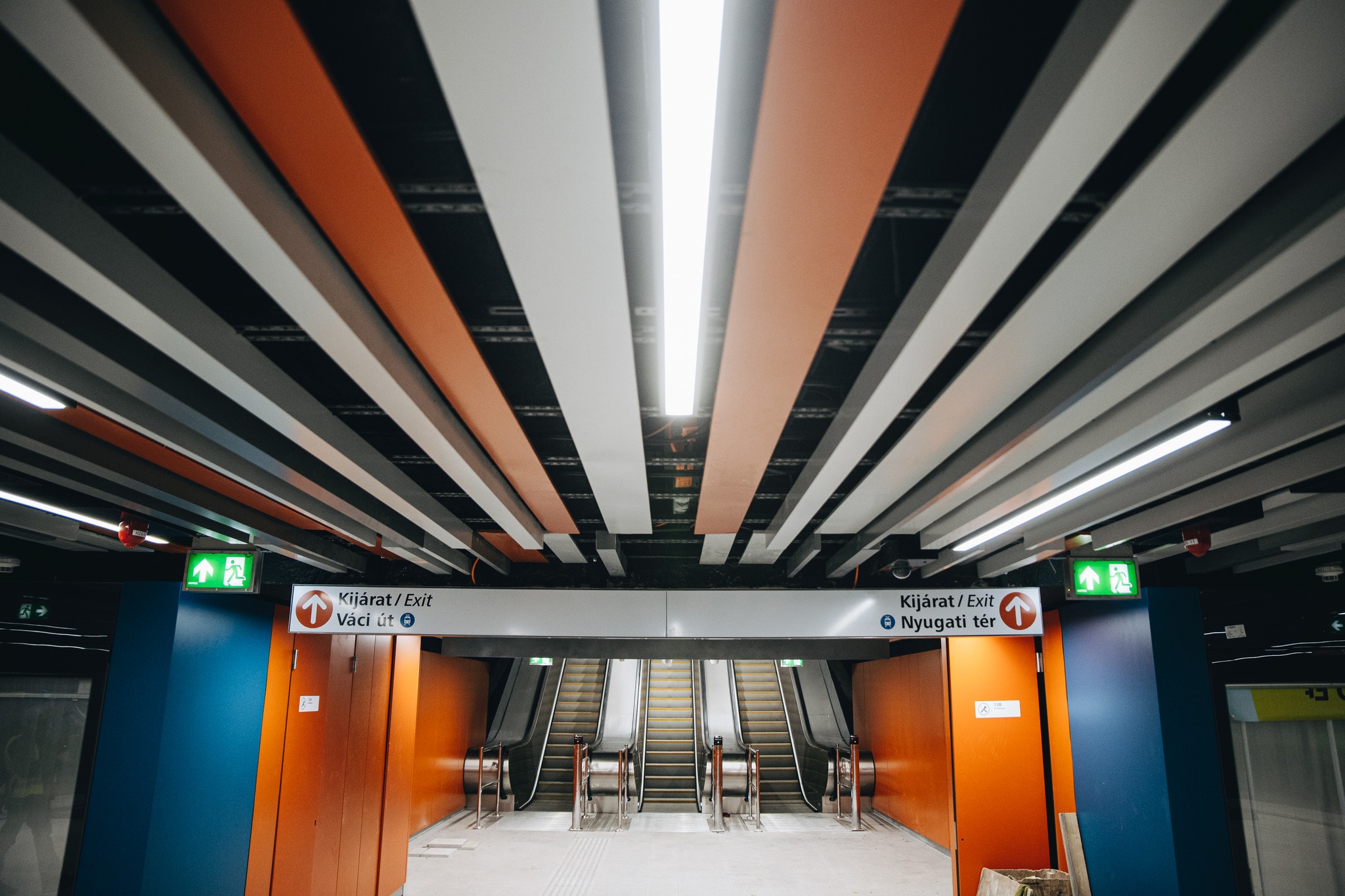 Így néz ki a megújult Nyugati pályaudvar metróállomás