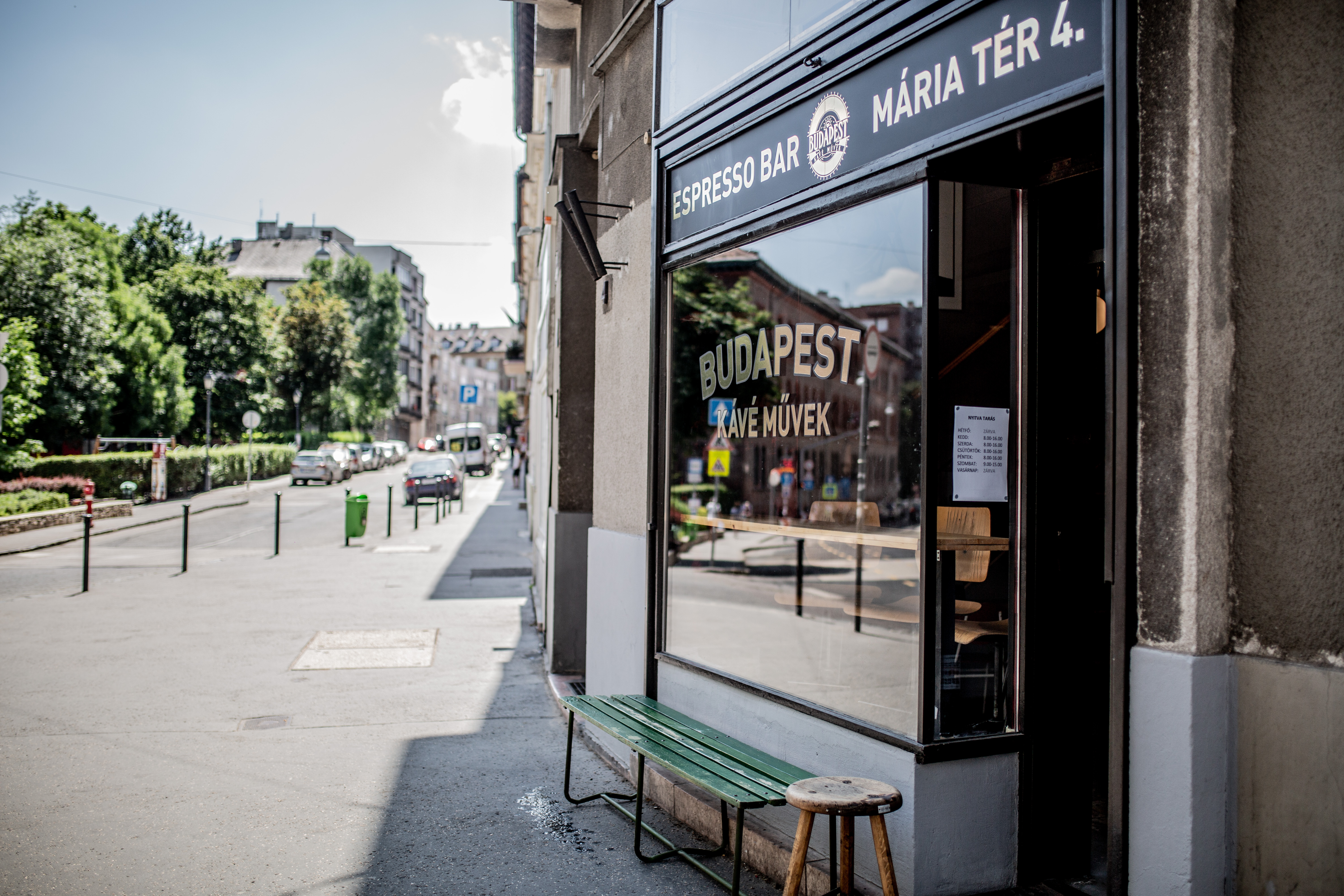 Két új specialty kávézó is nyílt a Batthyány utcában a Mária térnél