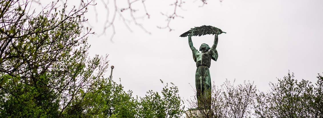 Boldog születésnapot, Szabadság-szobor! – Budapest pálmaágas hölgyének története