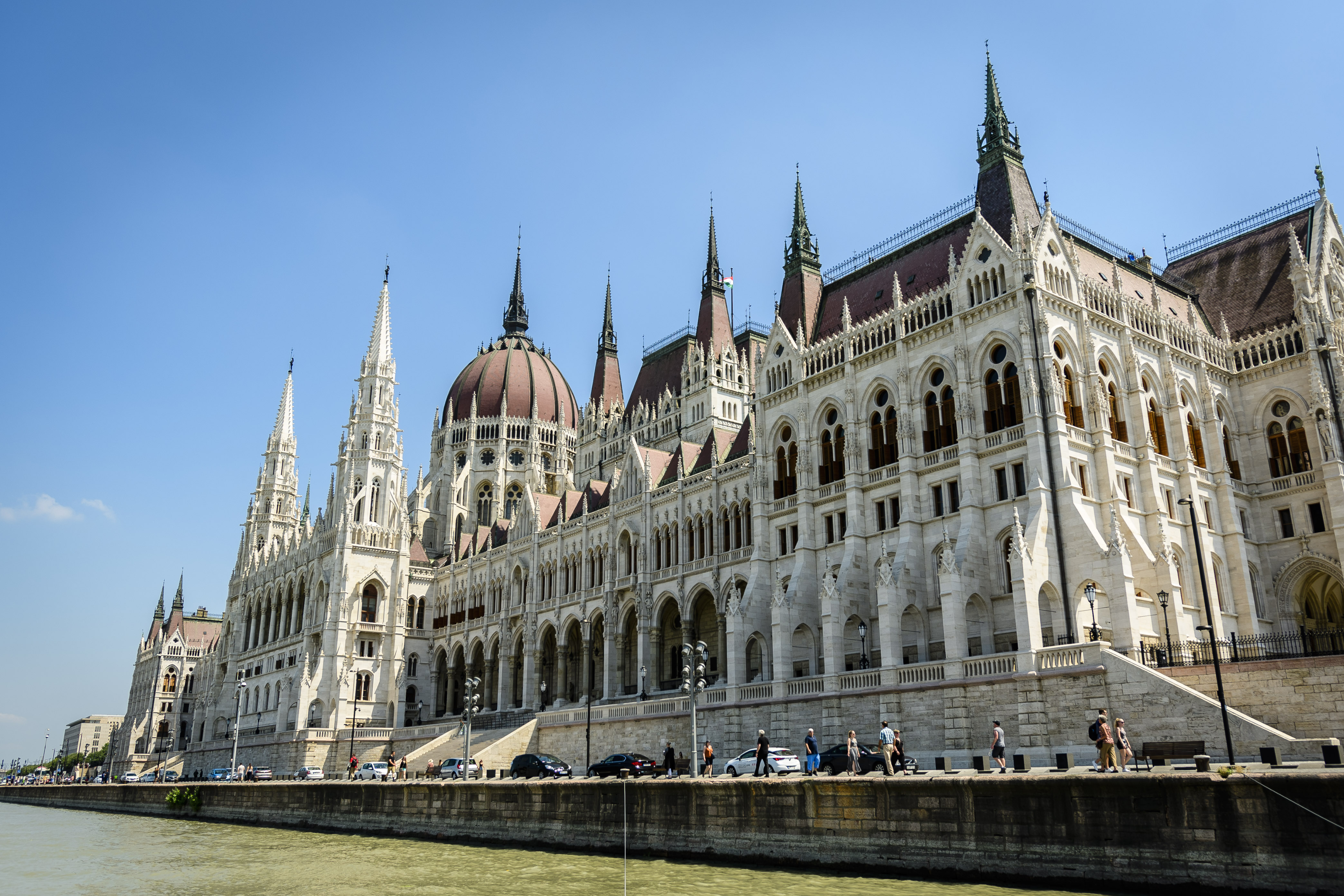 Élethű, háromdimenziós maketteken nézhetjük Budapest nevezetességeit a Google térképalkalmazásában