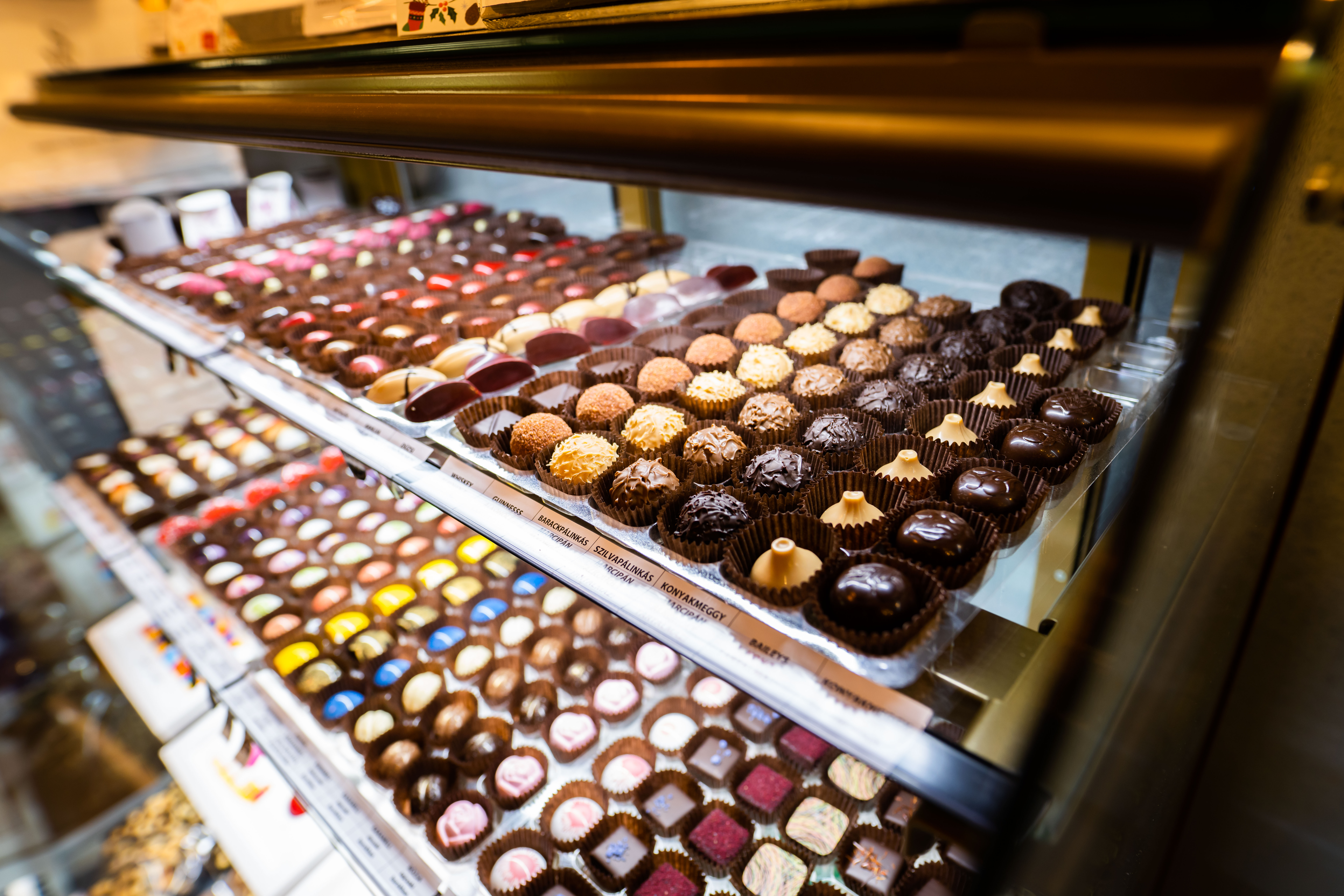 „Harcolunk az emberek csokoládéhoz való jogaiért” – Budán is megnyitott a SWEETic 