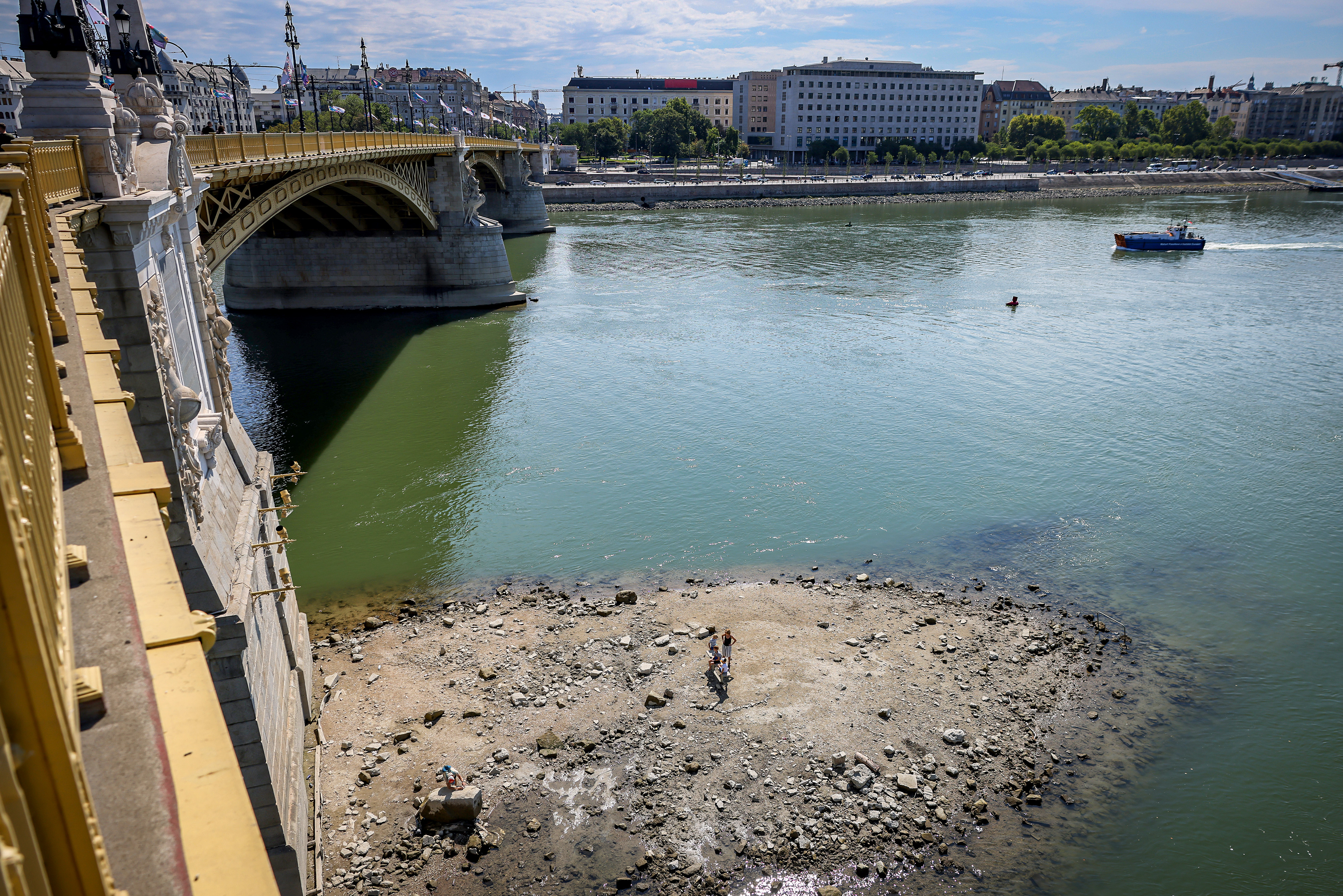 Mit rejt a víz? – 5 különlegesség a budapesti Duna mélyén