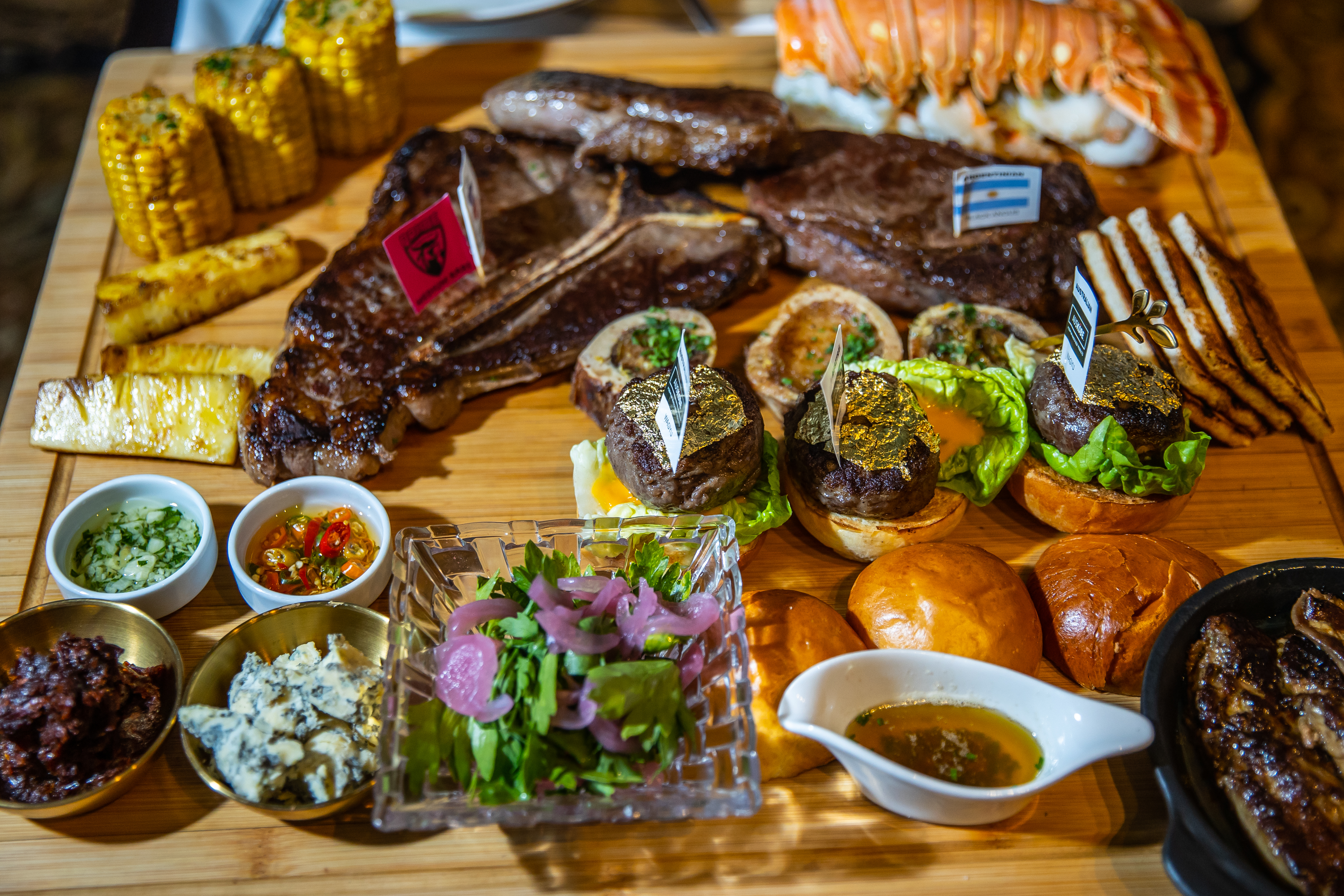 Húst hússal – 7 hely, ahol mennyei steakek és szaftos koncok várnak