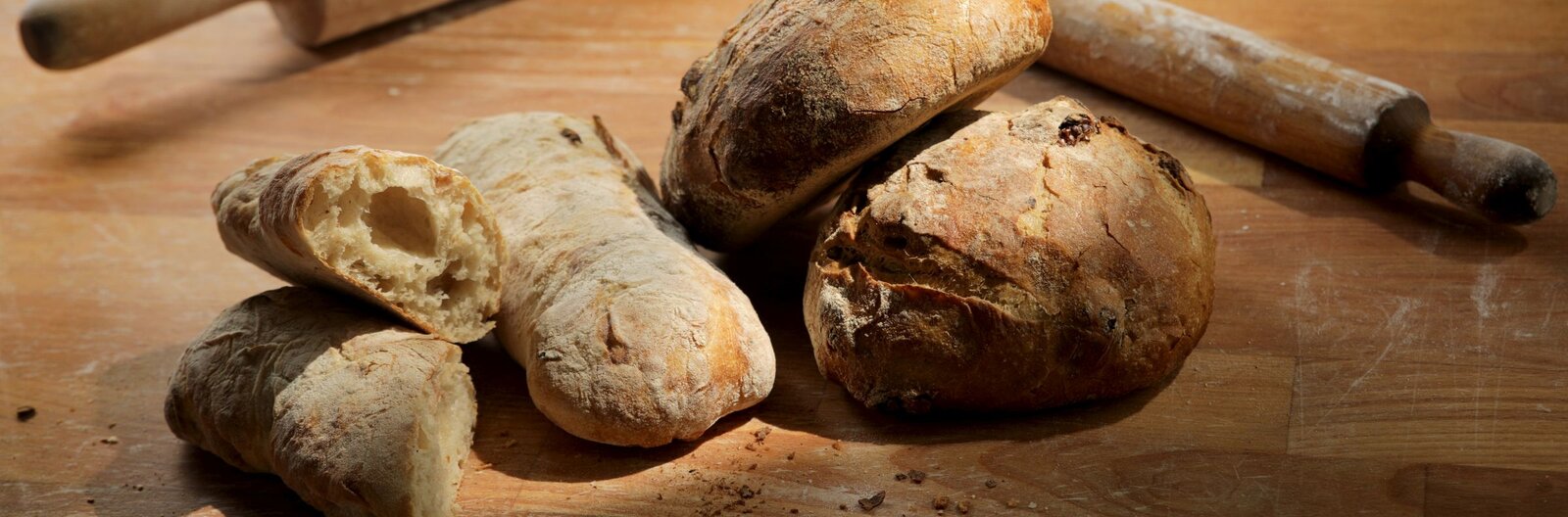 „De úgy kell a boldogság, mint egy falat kenyér” – a város legjobb pékjeinek kedvenc kenyerei, péksüteményei