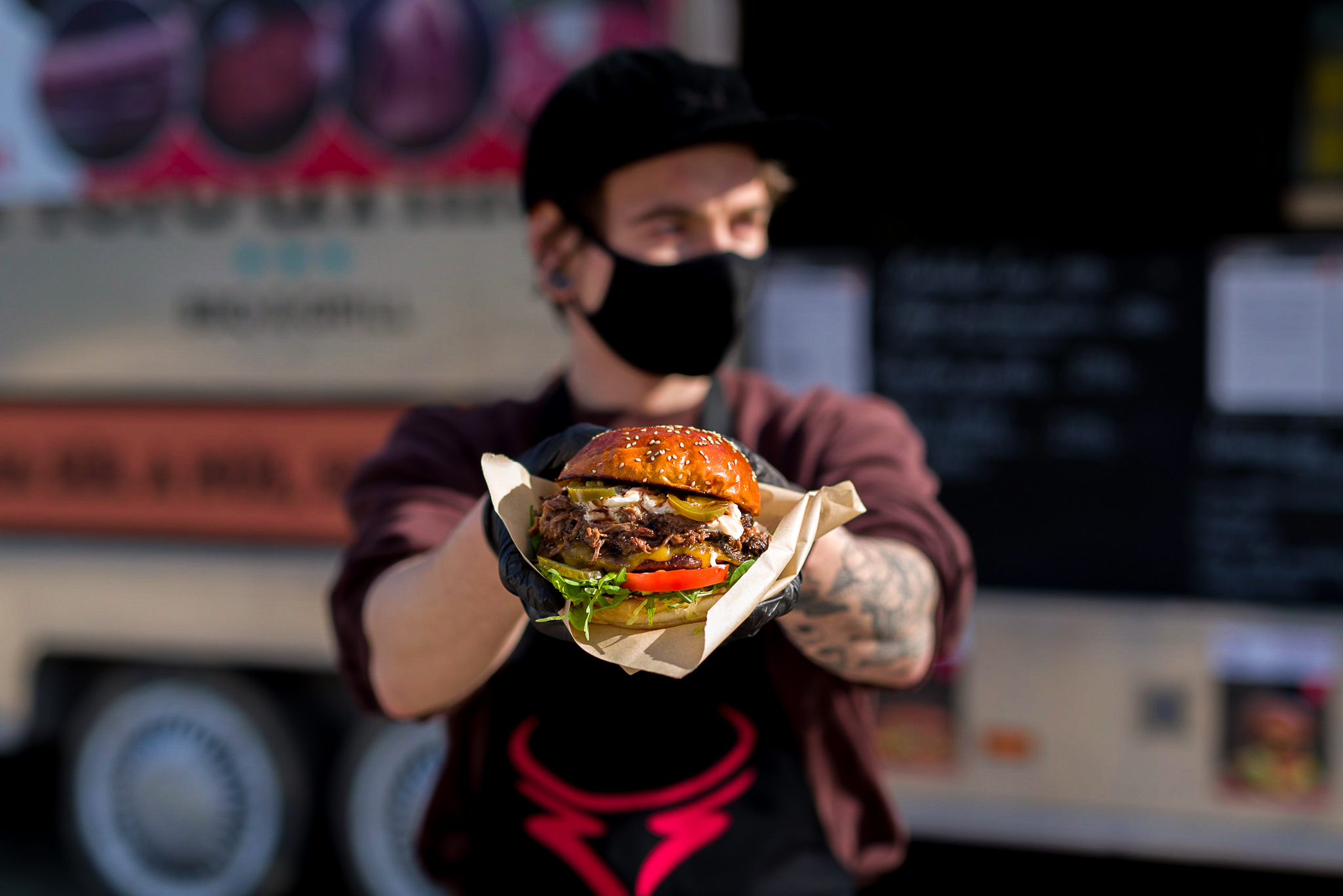 Együnk a szabadban! – 9 izgalmas food truck, ahol válogatott finomságokat találsz