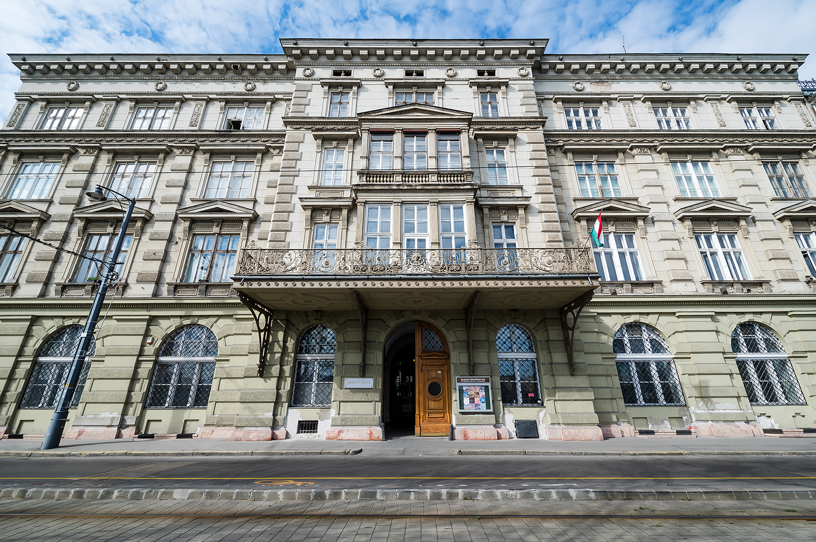 Andrássy, Liszt, Zappa és a többiek a Bemrockparton – Andrássy-palota a Budapest100-on