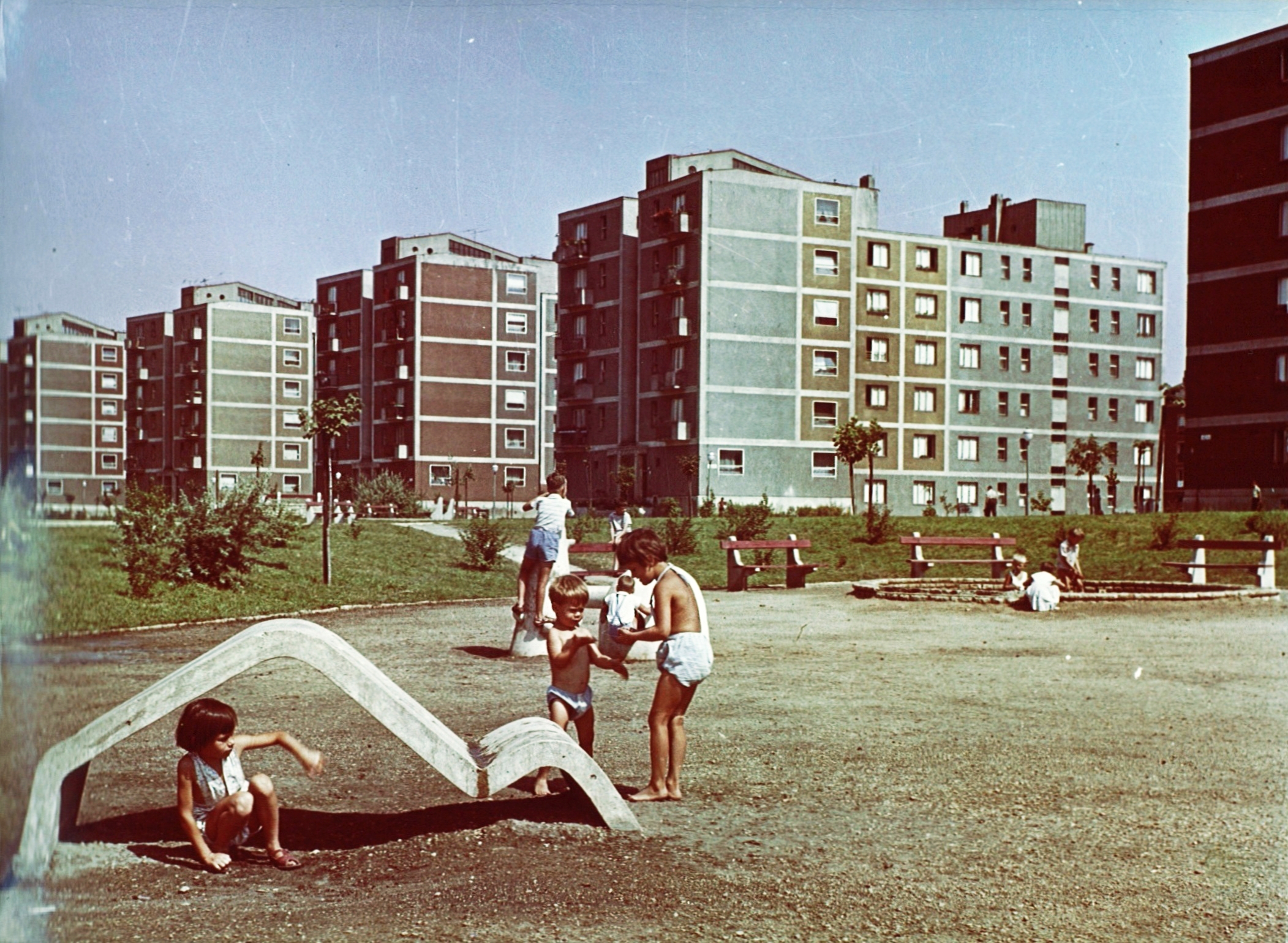 Panelmámor, blokkok, betondzsungelek – A szocializmus itt maradt életérzése, a lakótelep